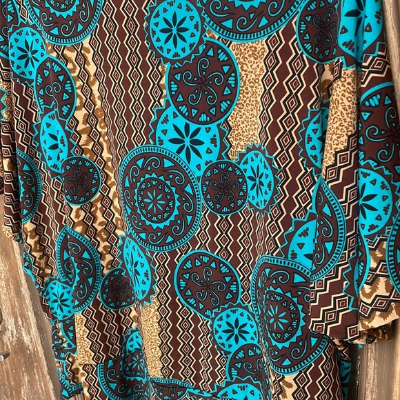 Only 9 Turquoise Boxy Blouse! Size XL - Picture 2 of 5